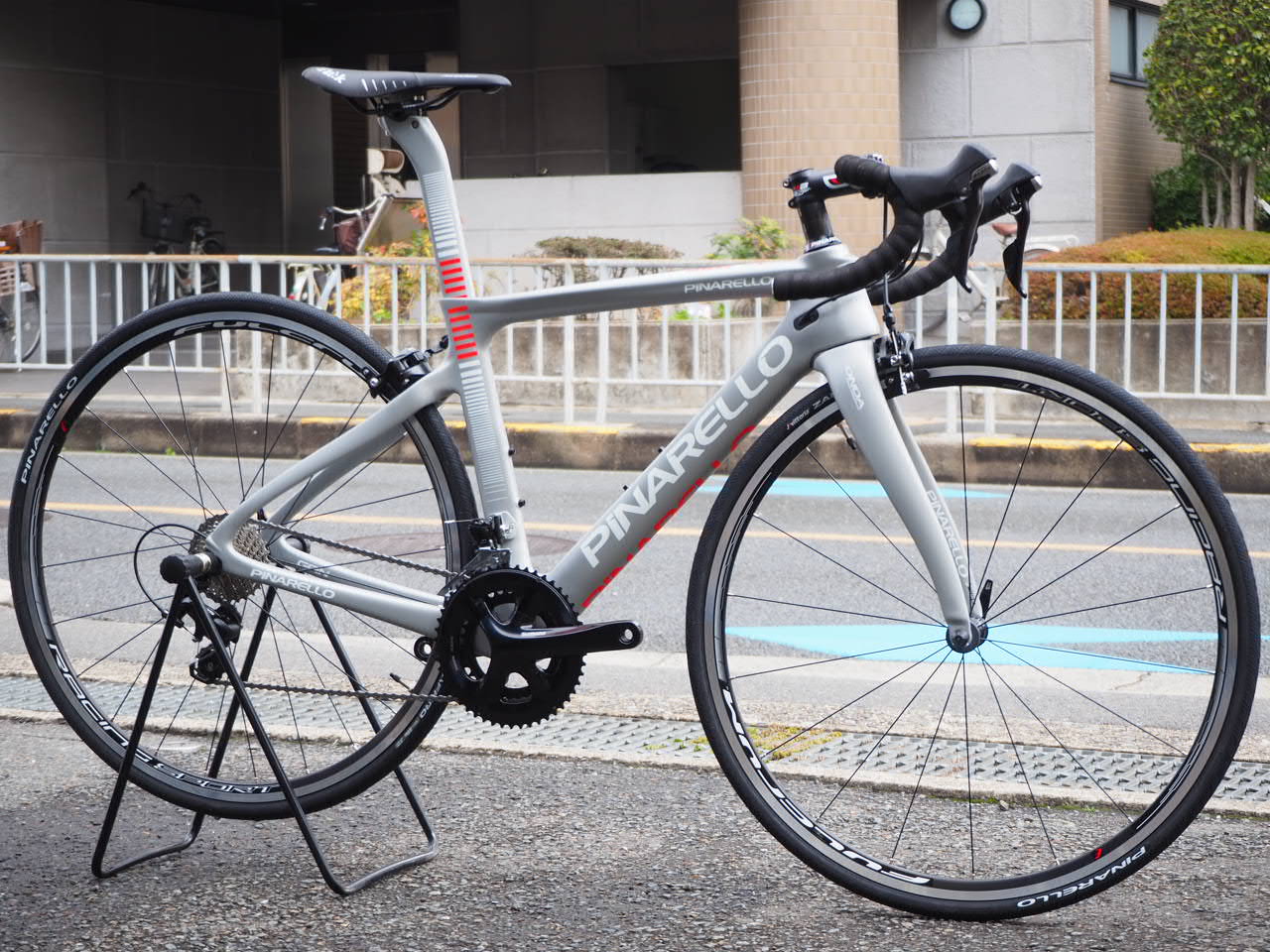 Pinarello ピナレロ Gan ガン 105 完成車 18 バイシクルドットコム