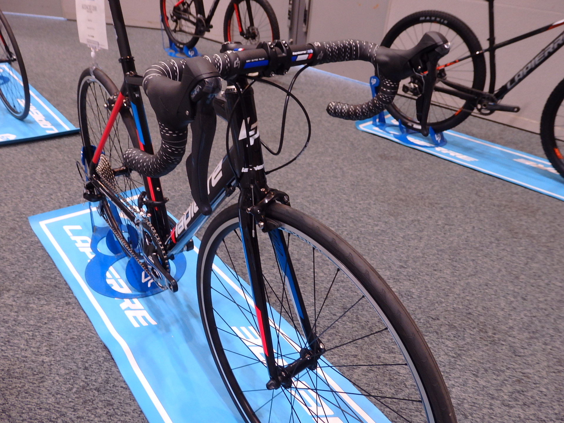 LAPIERRE AUDACIO(ラピエール アウダシオ) 200 FDJ SORA完成車2019