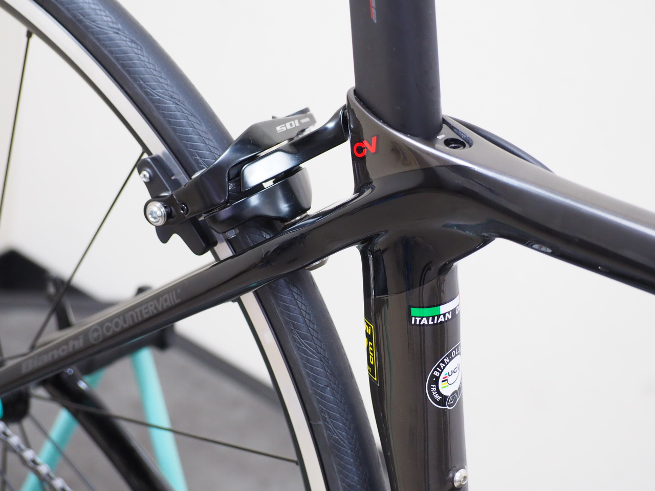 大特価】Bianchi (ビアンキ) OLTRE XR3 (オルトレXR3) 105完成車 2020 