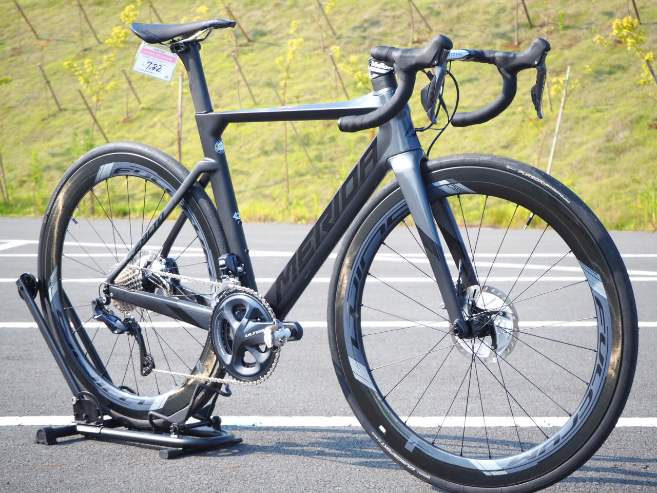 REACTO(リアクト)Disc 8000 ULTEGRA Di2完成車 2020