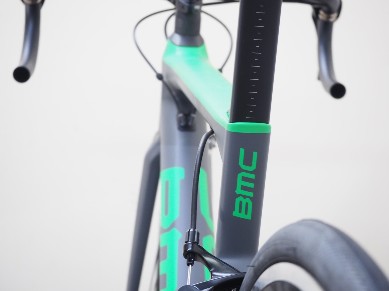 完売】BMC TeamMachine(チームマシーン) SLR02 Three 105 完成車