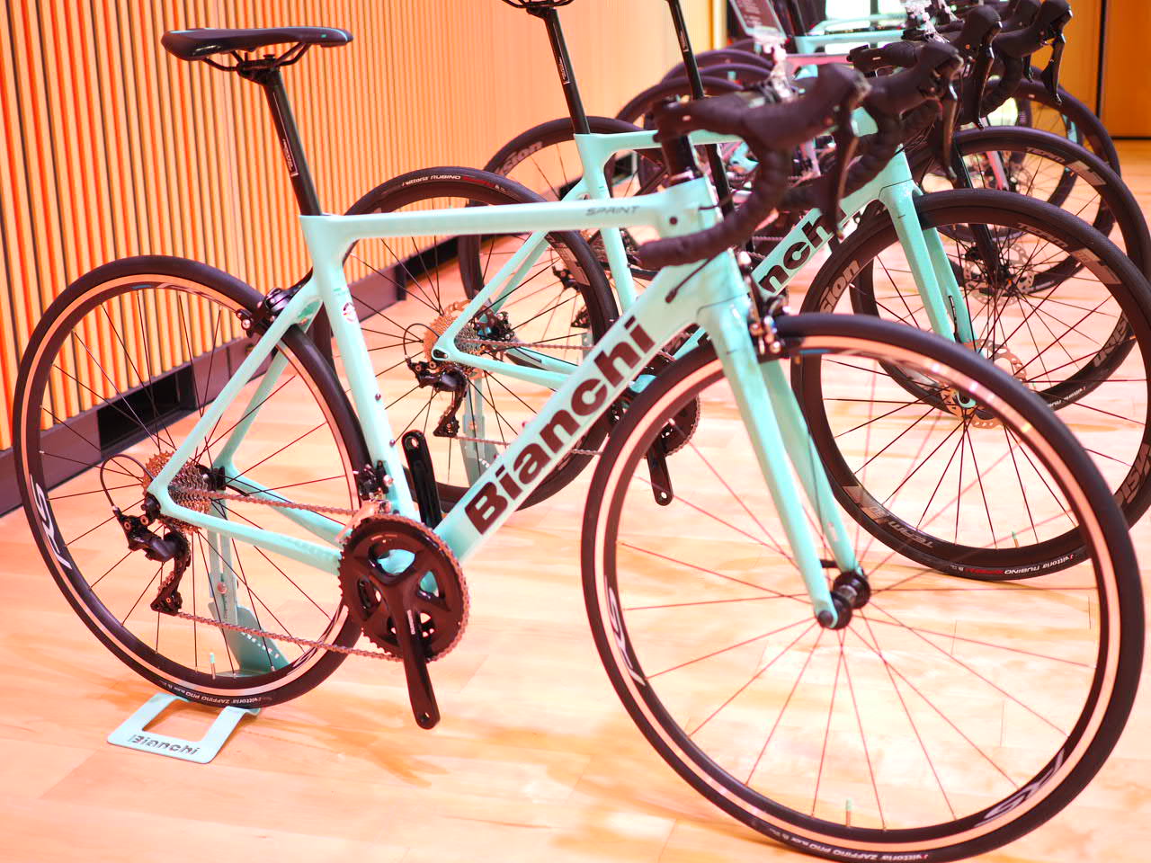 Bianchi SPRINT RIM 105 完成車