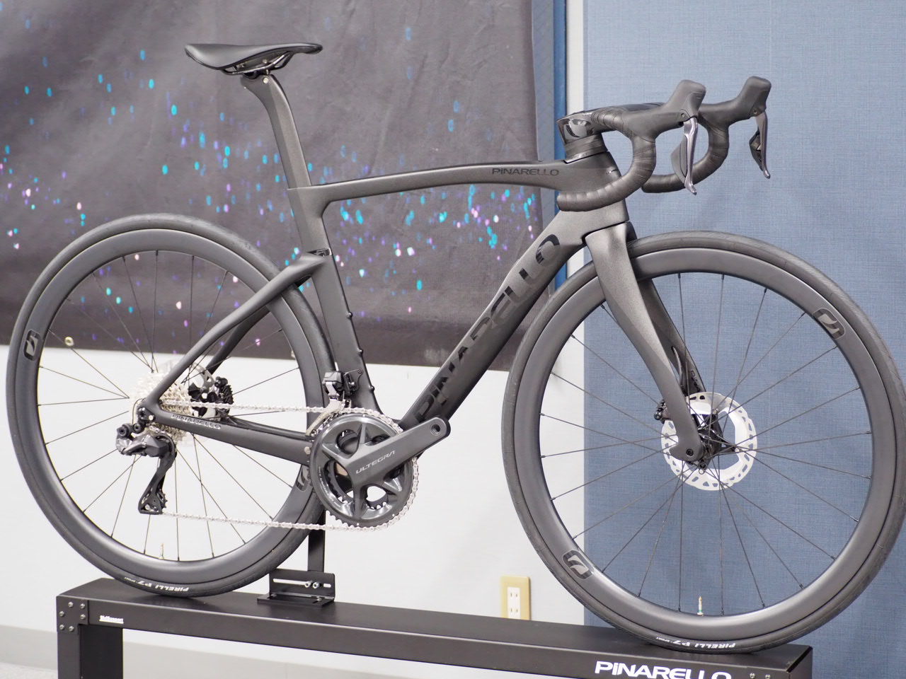 F7 ULTEGRA Di2完成車(カーボンホイール)