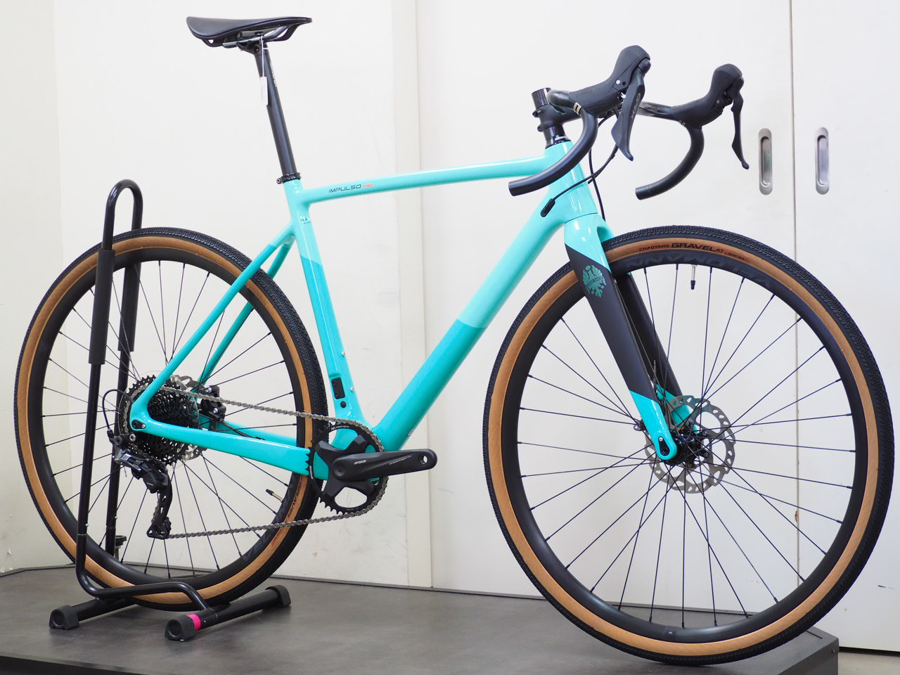 カンザキ在庫のみ大特価！]Bianchi (ビアンキ) IMPULSO (インプルソ