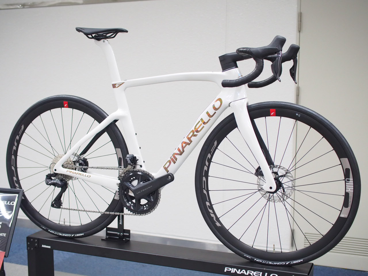 F7 ULTEGRA Di2完成車