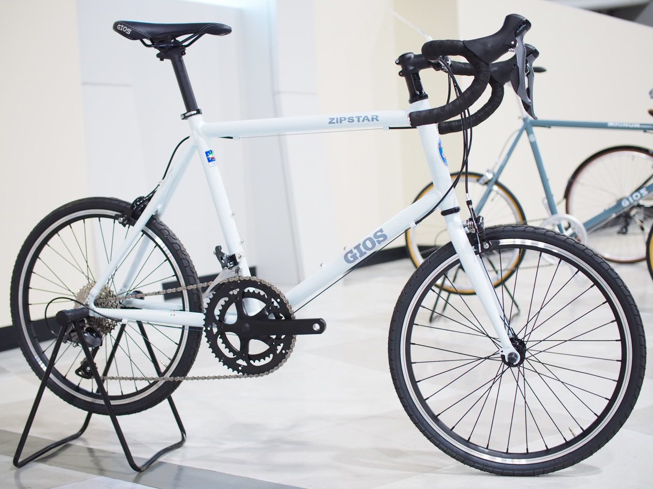 ZIPSTAR CLARIS 完成車 2026