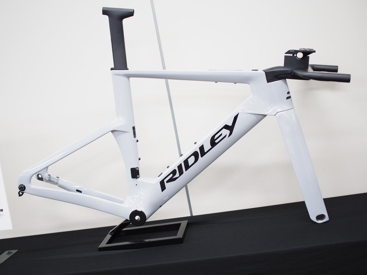 TRITON FAST フレームセット 27