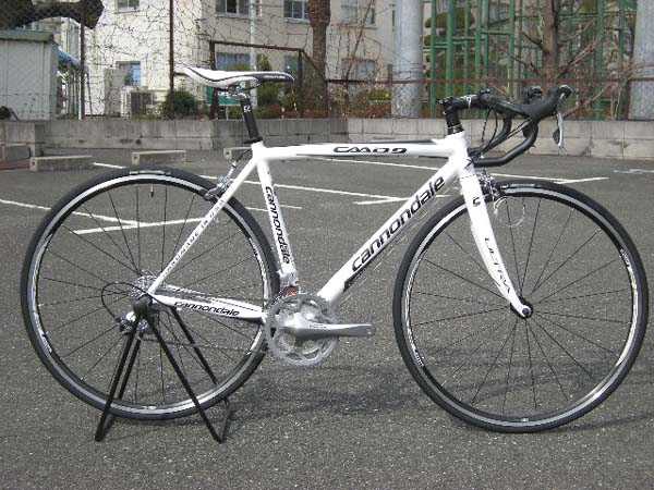 2010年 cannondale ロードレーサー Cannondale road bike caad9 6 大阪