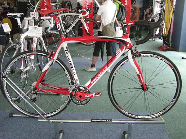 10 Pinarello Fp3 Carbon Pinarello Fp3 Carbon ピナレロ ロードレーサー 自転車 大阪