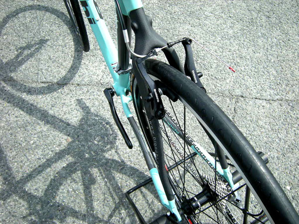 BIANCHI CAMALEONTE 5(ビアンキ カメレオンテ5) シマノTiagra