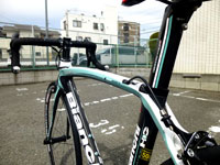 BIANCHI OLTRE XR(ビアンキ オルトレ エックスアール) カンパニョーロ コーラス 完成車 シートステー