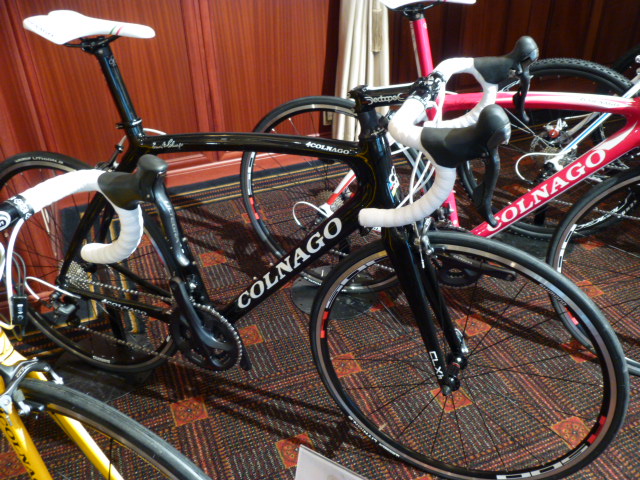 再再販！ コルナゴ COLNAGO ロードバイク CLX フルカーボン ホワイト