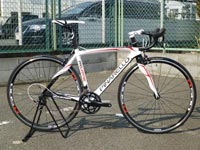 PINARELLO FP QUATTRO(ピナレロ エフピークアトロ) シマノ105完成車