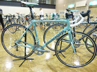 BIANCHI ViaNirone7Alu(ビアンキ ヴィアニローネ７) シマノTiagra 2014年モデル チェレステ