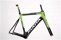 KUOTA KOM AIR(クオータ コム エアー)