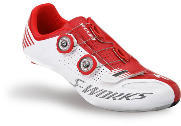 women's laceless soccer cleats