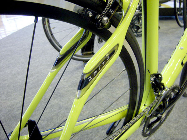 specialized roubaix sl4 sport 2015