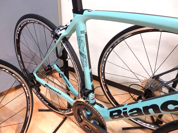 BIANCHI OLTRE XR.1(ビアンキ オルトレ XR.1)ULTEGRA完成車 2016